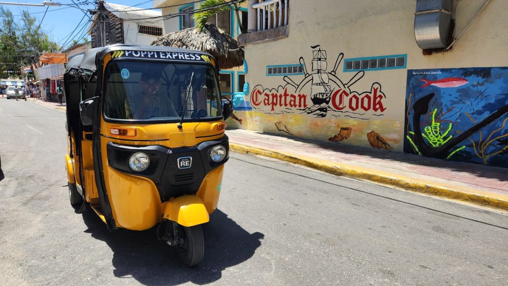Poppy Taxi in the Dominican Republic